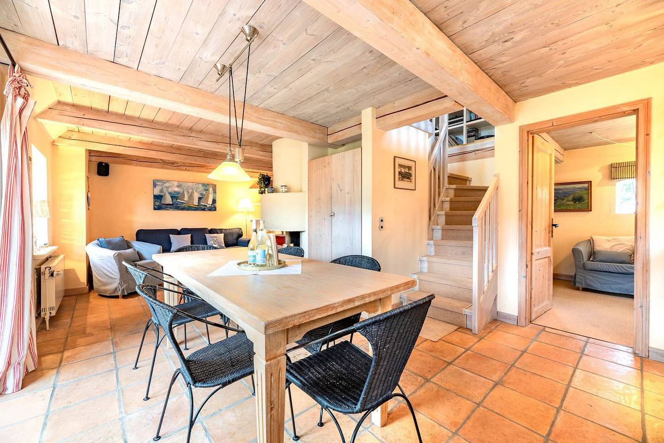 Ganze Wohnung, Apartment am Strand mit Parkplatz, TV und WiFi - 2 km zum Strand in Klintum, Oldsum