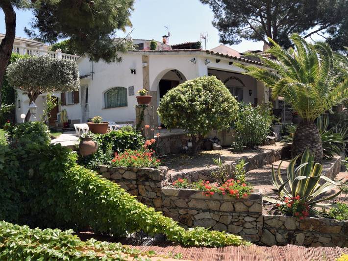 Ferienhaus für 6 Personen, mit Meerblick und Balkon/Terrasse sowie Garten und Pool an der Costa Brava - 4
