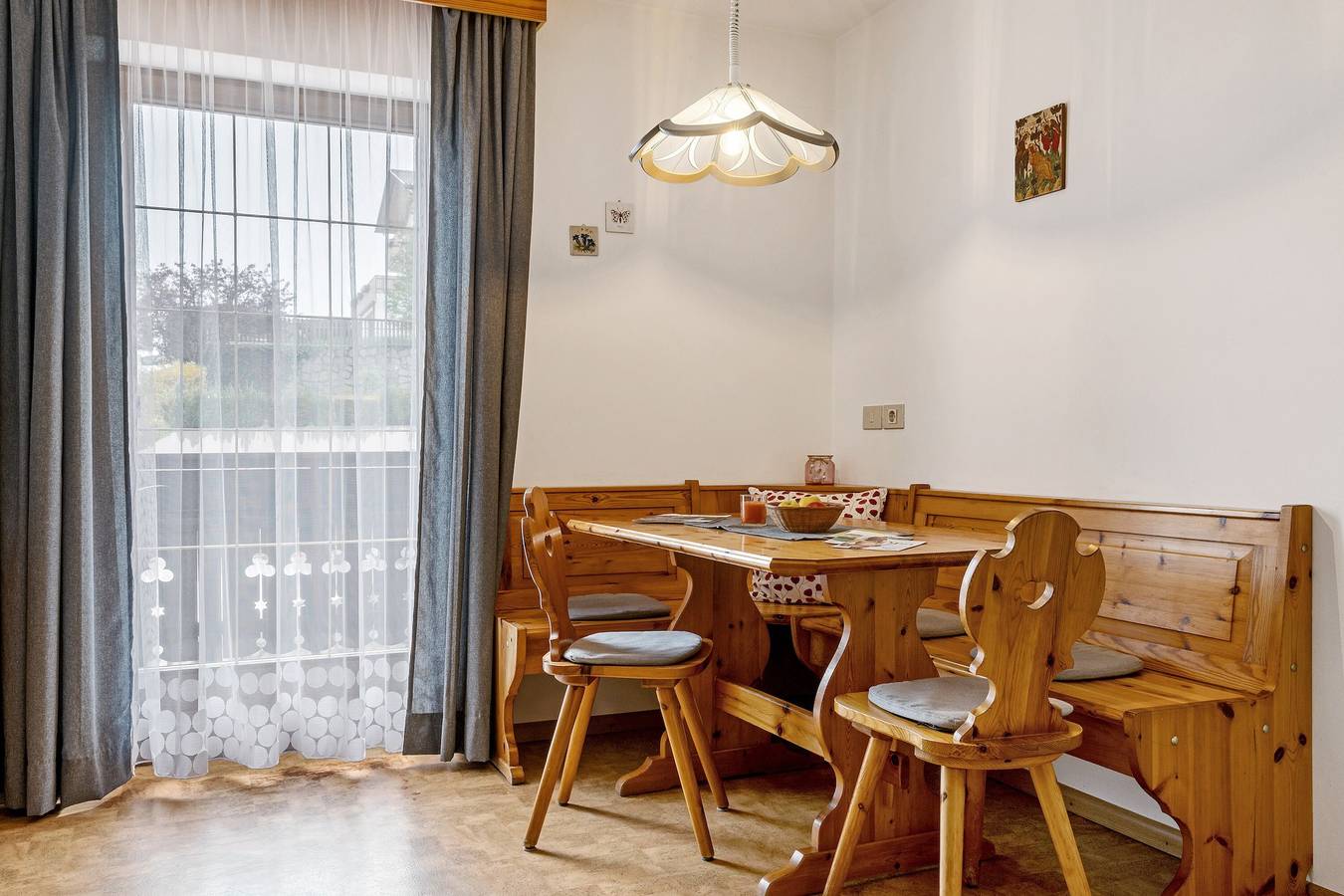 Ganze Wohnung, Ferienwohnung 'Klein' mit Bergblick, Gemeinschaftsgarten und Wi-Fi in Feldthurns, Dolomiti Superski