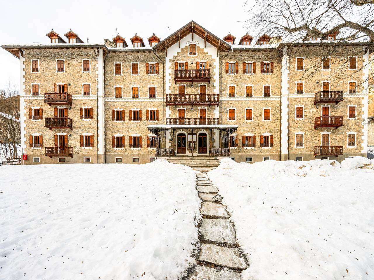 Appartamento intero, In edificio storico, con aria condizionata in Ceresole Reale, Canavese