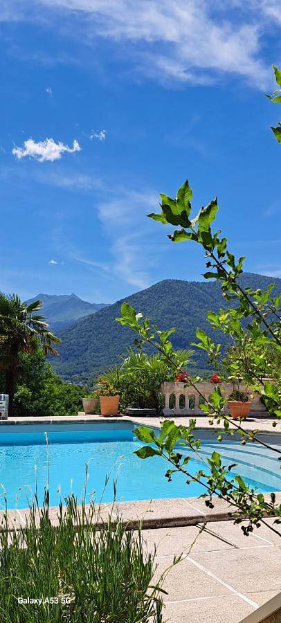 Chambre d’hôte pour 2 personnes, avec Terrasse et Jardin ainsi que Piscine et Vue dans Parc national des Pyrénées - 2