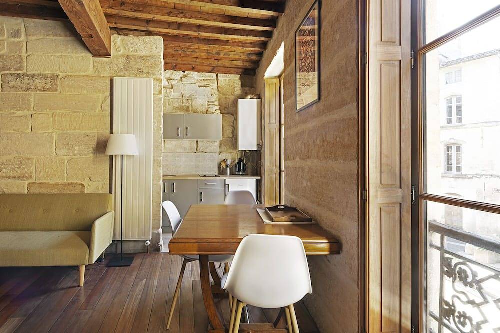 Ganze Wohnung, Neu! Charmante Wohnung im historischen Zentrum von Uzès in Uzès, Nimes und Umgebung