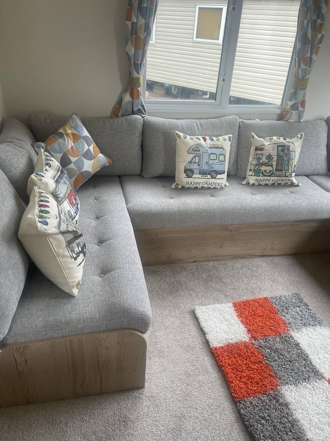 3 Bed Chalet - Sleeps 6 - Parking - Wifi in Minehead, Somerset