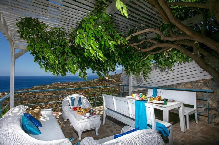 Location de vacances pour 6 personnes, avec jardin et terrasse dans Elounda - 2