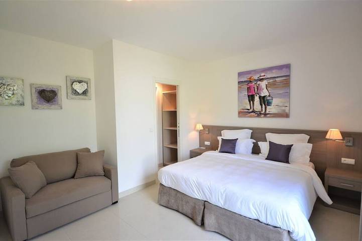 Villa pour 14 personnes, avec jardin ainsi que sauna et piscine, animaux acceptés à Calvi - 3