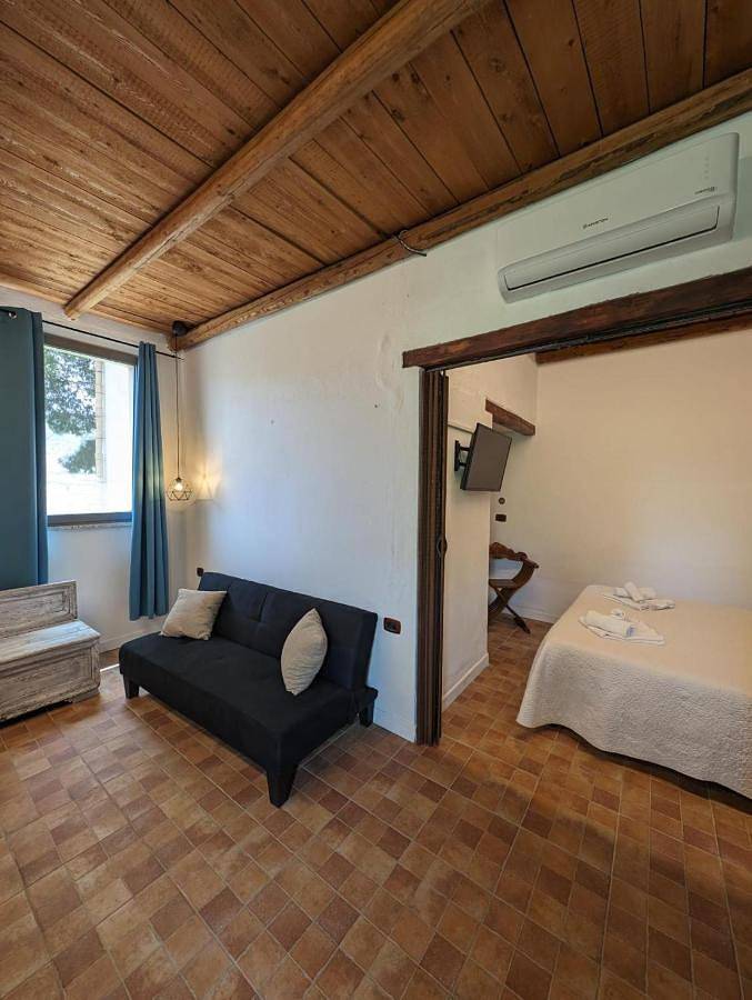 Gîte pour 3 personnes, avec vue ainsi que piscine et jardin, animaux acceptés en Sicile - 3