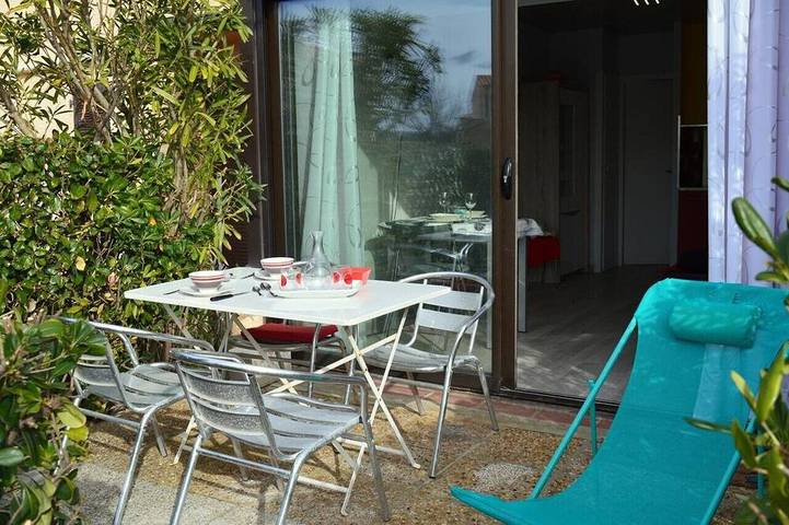 Gîte pour 2 personnes, avec piscine dans Leucate naturiste