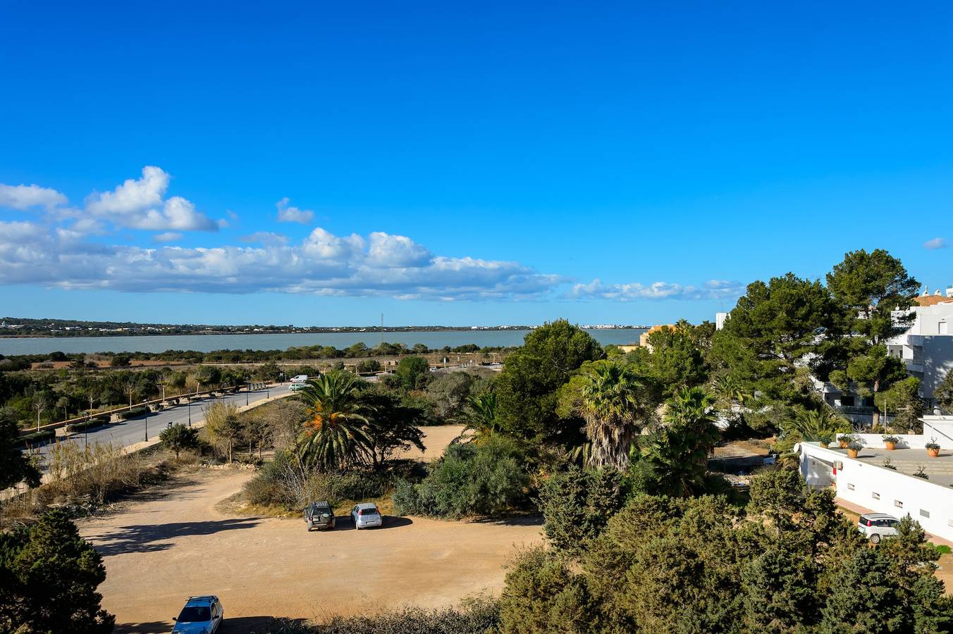 Appartement 'Estudio Mirada 309' met uitzicht op het meer, Wi-Fi en airconditioning, foto 15