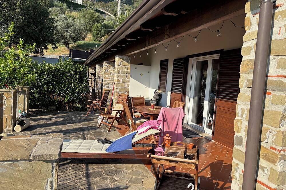 A paradise in Cilento with breathtaking views. Private swimming pool. in Giungano, Cilento