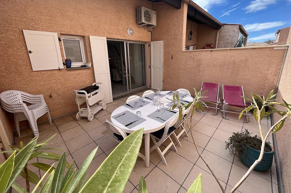 Charming pavilion 5-6 people 200m from the beach in Cap d'Agde, Agde