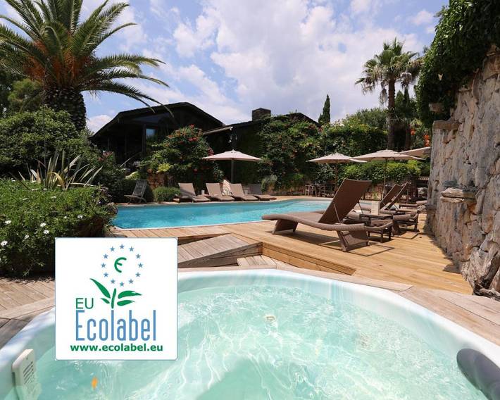 Hôtel pour 2 personnes, avec jardin et sauna ainsi que jacuzzi et piscine
