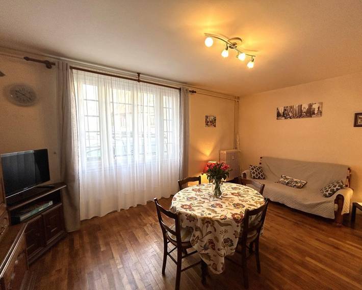 Gîte pour 4 personnes, avec terrasse - 1