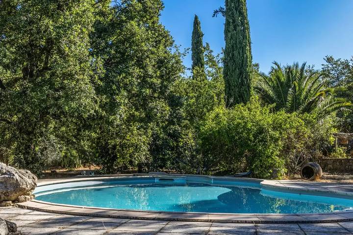 Gîte pour 2 personnes, avec piscine et jardin à Ville-di-Paraso - 2