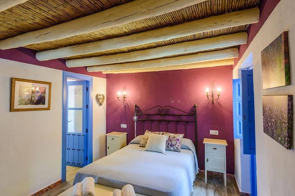 Casa Almijara Cómpeta by Ruralidays in Acebuchal, Cómpeta