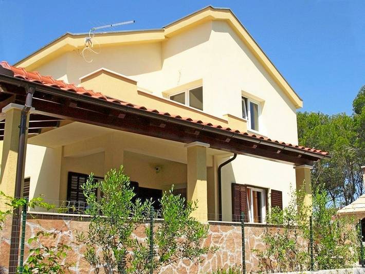Ganze Wohnung, Apartman s terasom in Milna, Brac