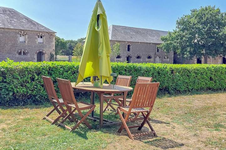 Location de vacances pour 6 personnes, avec Jardin à Géfosse-Fontenay