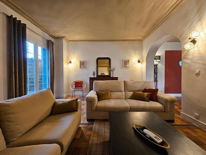 Location de vacances pour 11 personnes, avec jardin et vue à Seigy - 3