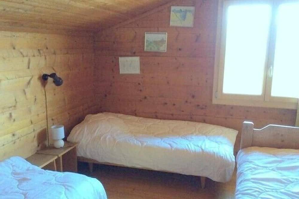 Aussen : 2-stöckige Wohnung in einem typischen Chalet in Chandolin, für 5 Personen, sehr schöne Terr in Chandolin, Anniviers