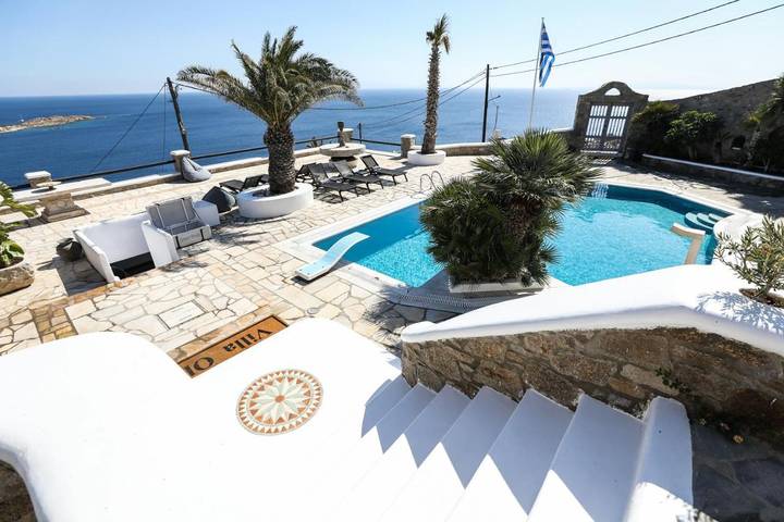 Villa voor 18 personen, with uitzicht and tuin as well as zwembad, met huisdier op Mykonos