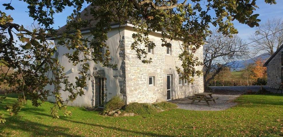 Location de vacances pour 10 personnes, avec jardin à Lys (homonymie) - 2