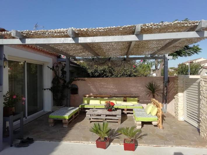 Villa pour 6 personnes, avec jardin et piscine