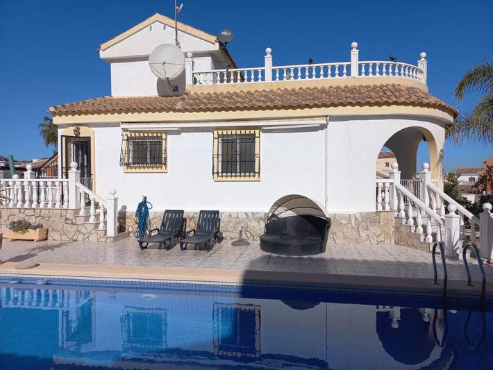 Chalet para 6 personas, con jardín y balcón - 1
