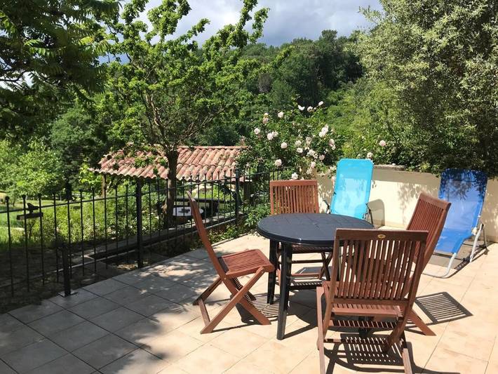 Location de vacances pour 4 personnes, avec jardin et vue à Le Buisson-de-Cadouin - 2