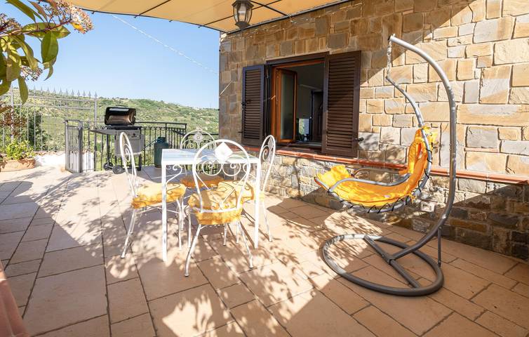 Apartamento con terraza y playa cerca in Agropoli, Cilento Coast