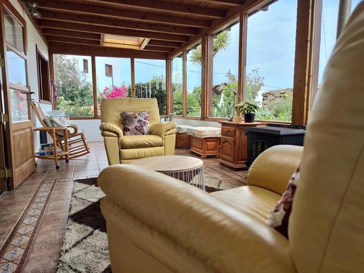 Location de vacances pour 6 personnes, avec vue ainsi que jardin et piscine dans El Mojón (Lanzarote) - 4