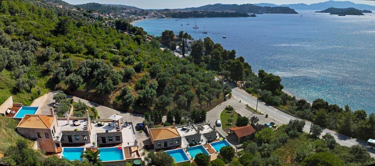 Golden King Villas in Sporaden