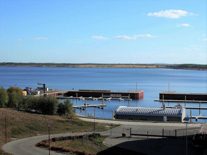Ferienwohnung für 9 Personen, mit Ausblick und Seeblick sowie Balkon, kinderfreundlich im Lausitzer Seenland - 3