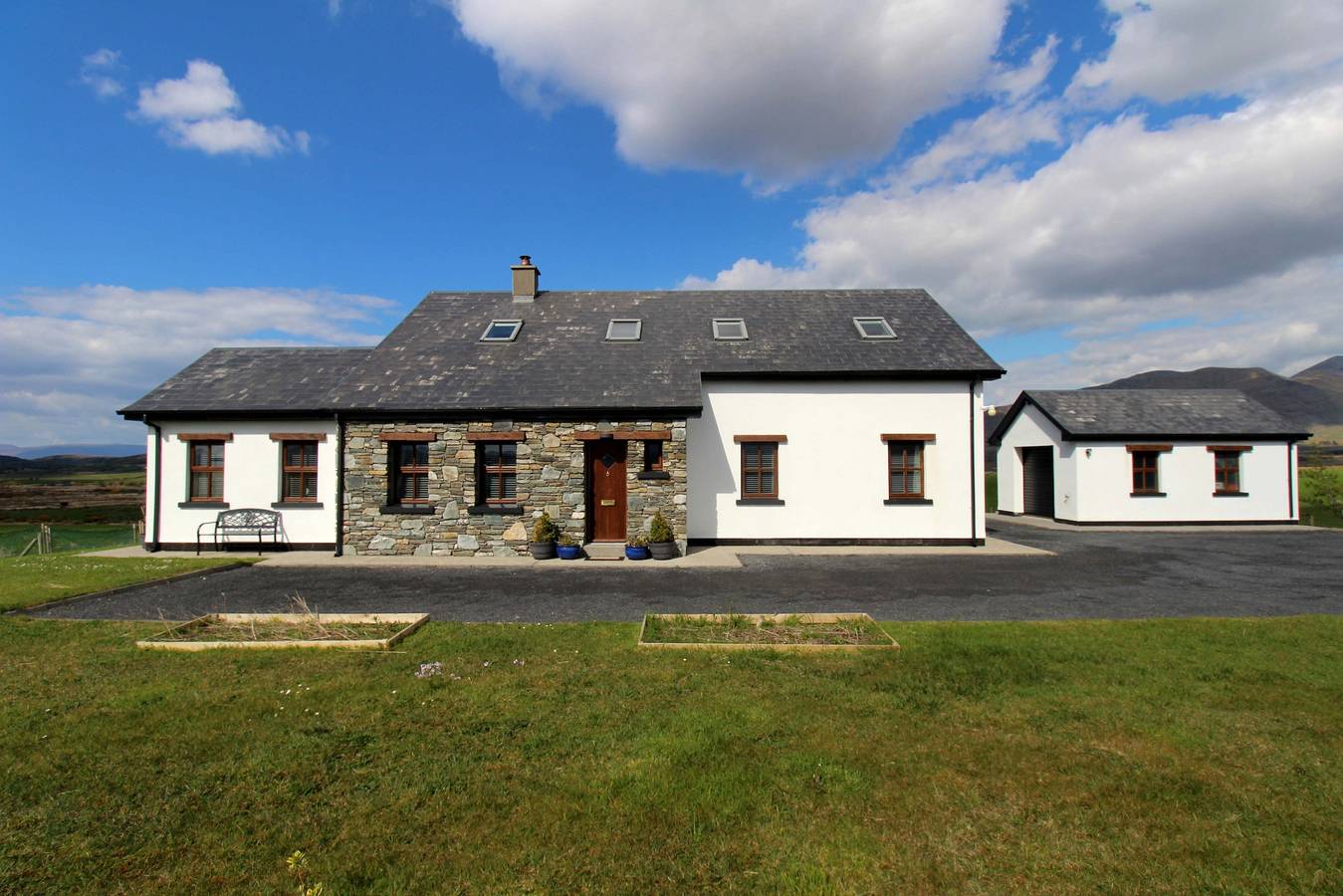Meadowview House Louisburg in Louisburgh, County Mayo
