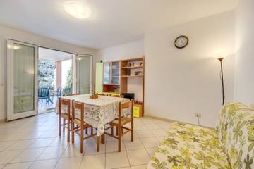 Agriturismo per 6 Persone in Stellanello, Alpi Liguri, Foto 2