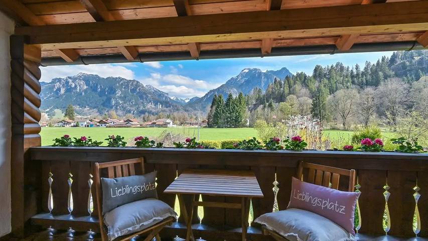 Ferienhaus für 8 Personen, mit Garten, mit Haustier bei Neuschwanstein