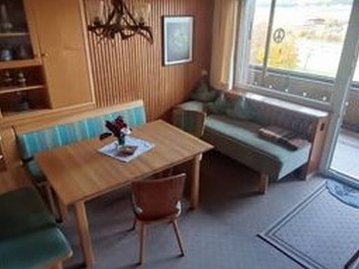 Entire apartment, Apartment 'Mörike' with Balcony and Wi-Fi in Engstingen, Neckar-Alb