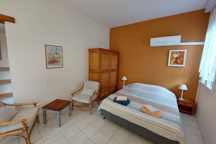 Gîte pour 2 personnes, avec piscine et jardin, animaux acceptés à Sommières - 3
