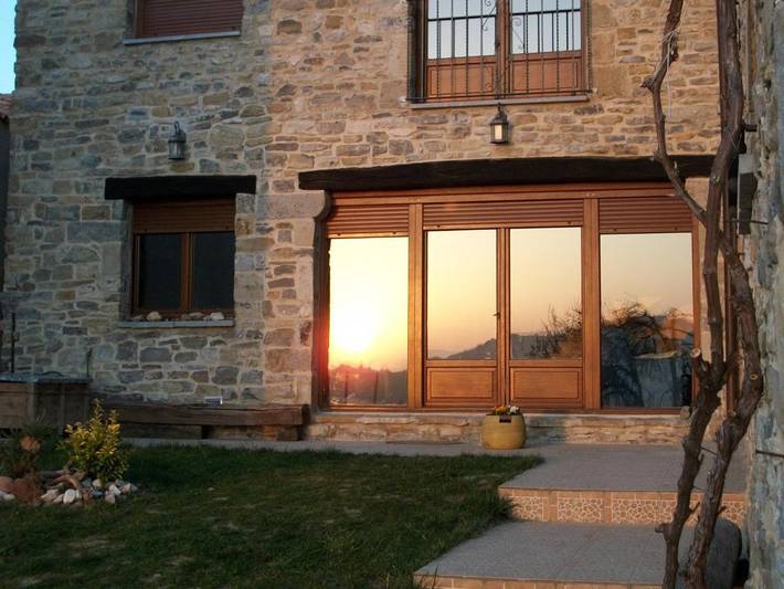 Casa rural para 10 personas, con Balcón y Terraza además de Jardín y Vistas en Comarca de Aoiz - 2