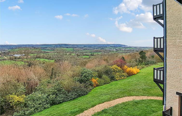 Appartement de vacances entier, Appartement de 70 m2 avec parking, TV et Internet, à 2,5 km de la plage in Tourgéville, Région de Lisieux