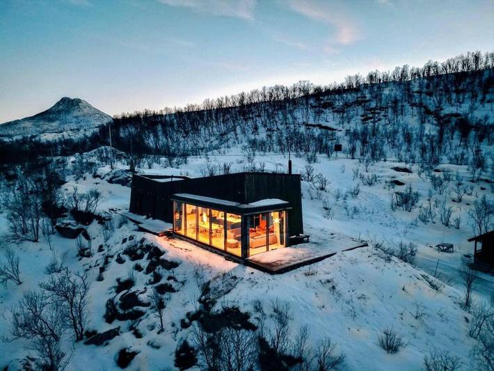 Location de vacances pour 13 personnes, avec Balcon et Terrasse ainsi que Jardin et Vue dans Berg (Norvège)