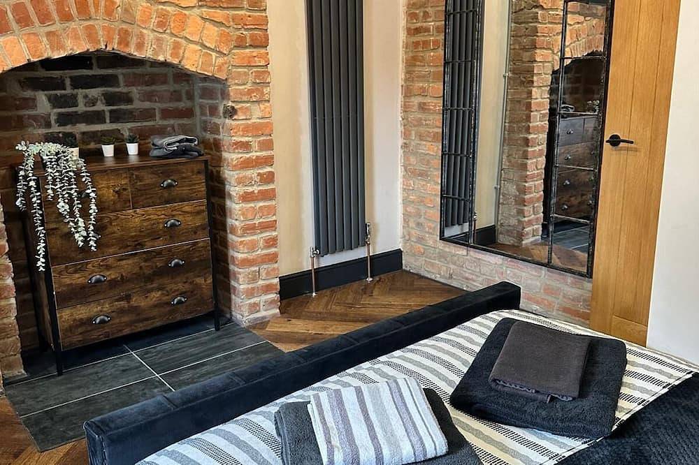 Stunning town centre cottage with hot tub in Morpeth, Northumberland