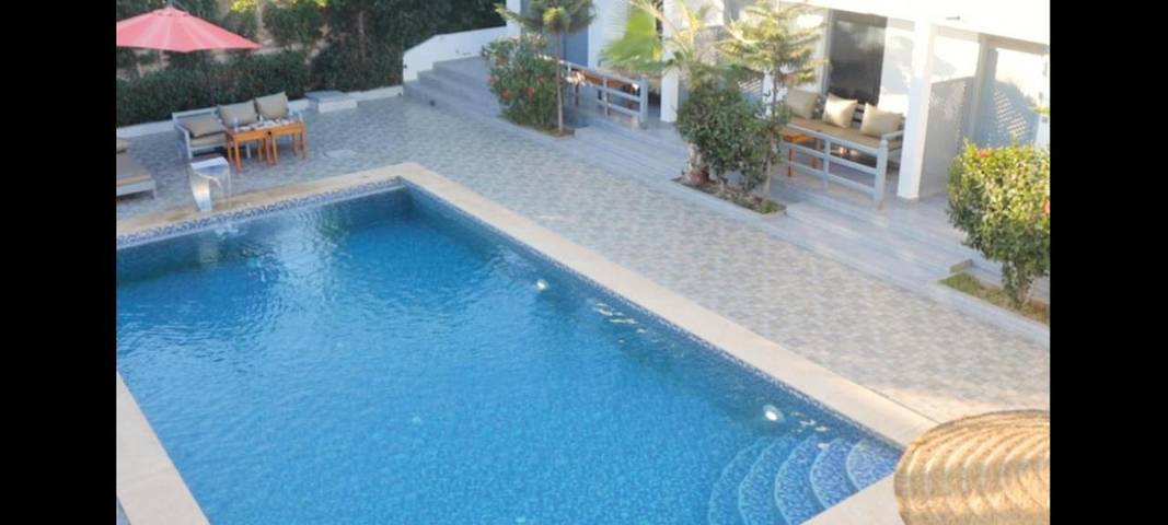 Chambre d’hôte pour 4 personnes, avec vue ainsi que jardin et piscine dans Ghazoua - 2