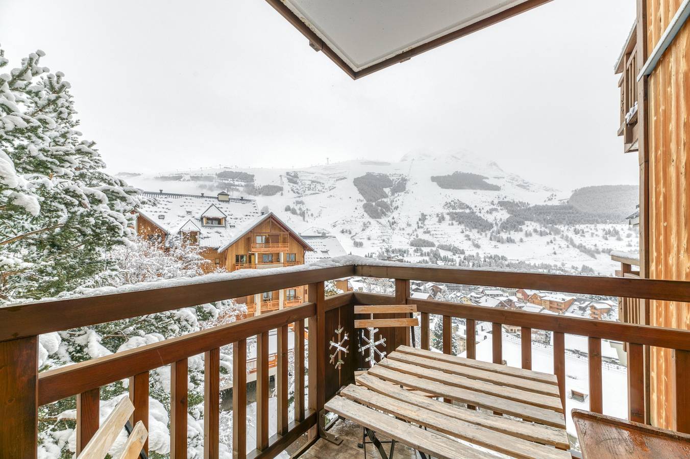 Estudio entero, Apartamento acogedor con balcón y vistas a la montaña in Vénosc, Les Deux Alpes
