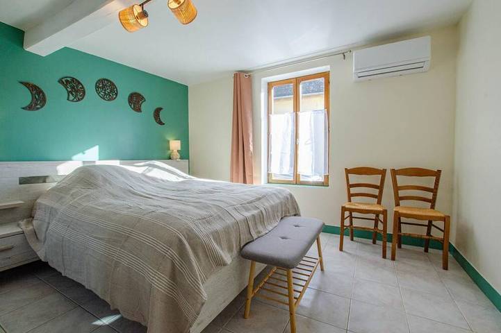 Location de vacances pour 5 personnes, avec jardin à Brévonnes - 4