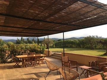 Gîte pour 11 personnes, avec vue et jardin à Camélas