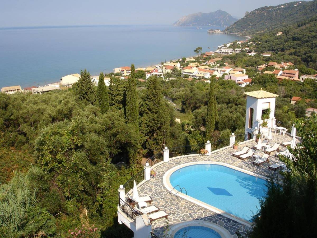 Dina's Paradise in Agios Gordios, Corfú