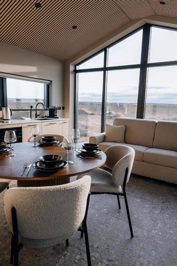 Landhaus für 4 Personen, mit Terrasse und Ausblick, mit Haustier in Island