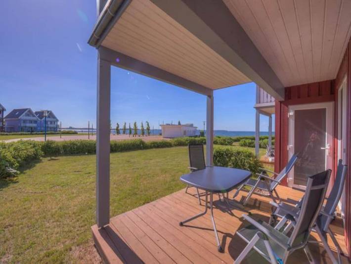 Ferienpark für 4 Personen, mit Terrasse und Sauna, mit Haustier an der Müritz