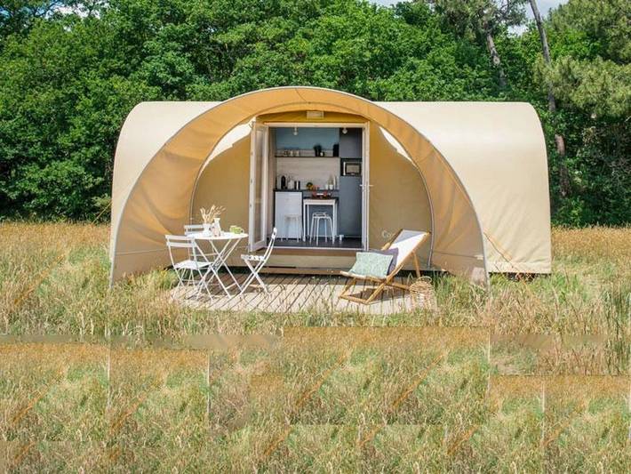 Tente pour 4 personnes, avec bassin pour enfant dans le Finistère - 3