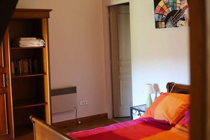 Location de vacances pour 8 personnes, avec terrasse ainsi que piscine et jardin à Madiran - 3