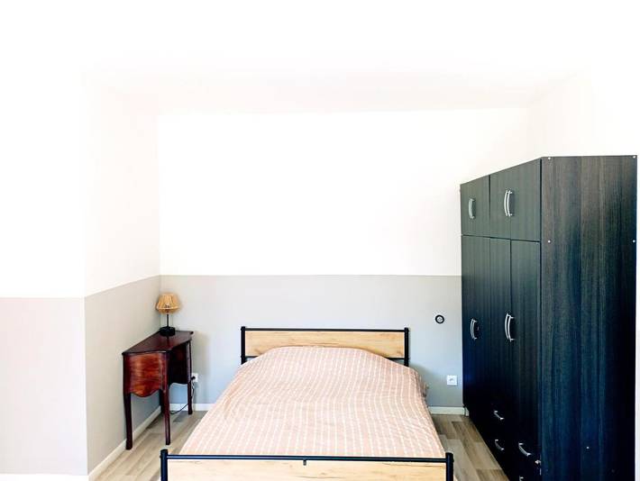 Location de vacances pour 16 personnes, avec jardin ainsi que jacuzzi et terrasse dans Écury-sur-Coole - 3